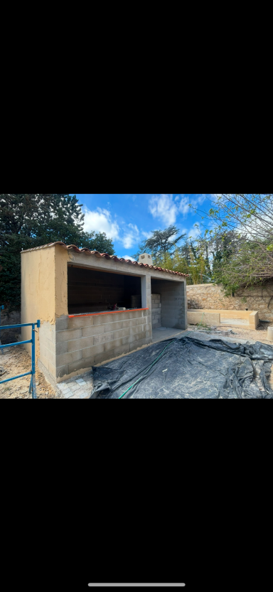 Pool house
